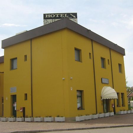 Hostiliae Ciminiera Hotel Ostiglia Exteriör bild