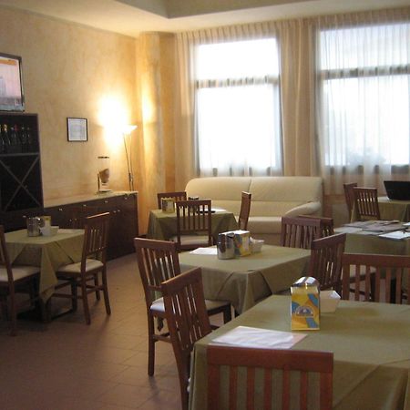 Hostiliae Ciminiera Hotel Ostiglia Exteriör bild