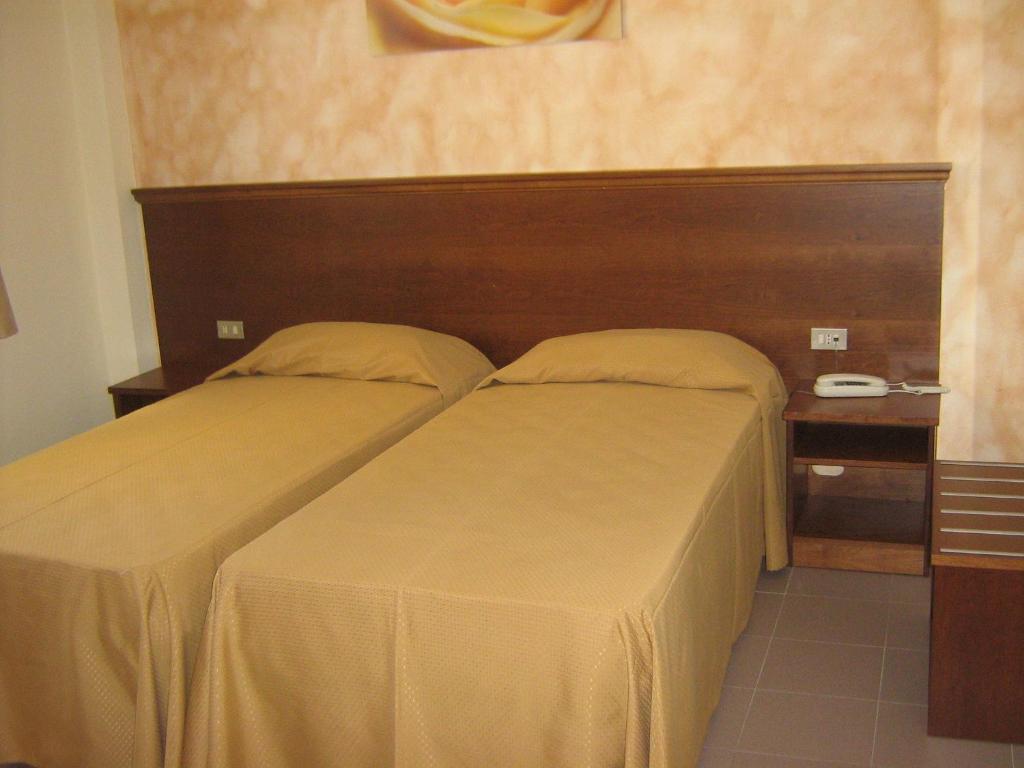 Hostiliae Ciminiera Hotel Ostiglia Rum bild